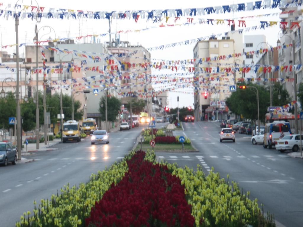 Petah Tiqwa - Bar Kochva Street Apartment *
